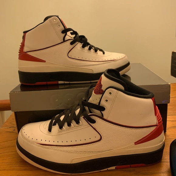 Jordan 2 Fire Red - Picture 6 of 7
